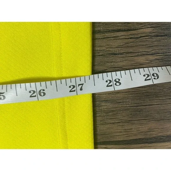 Under Armour | Men’s Medium Polo Shirt - Picture 6 of 8